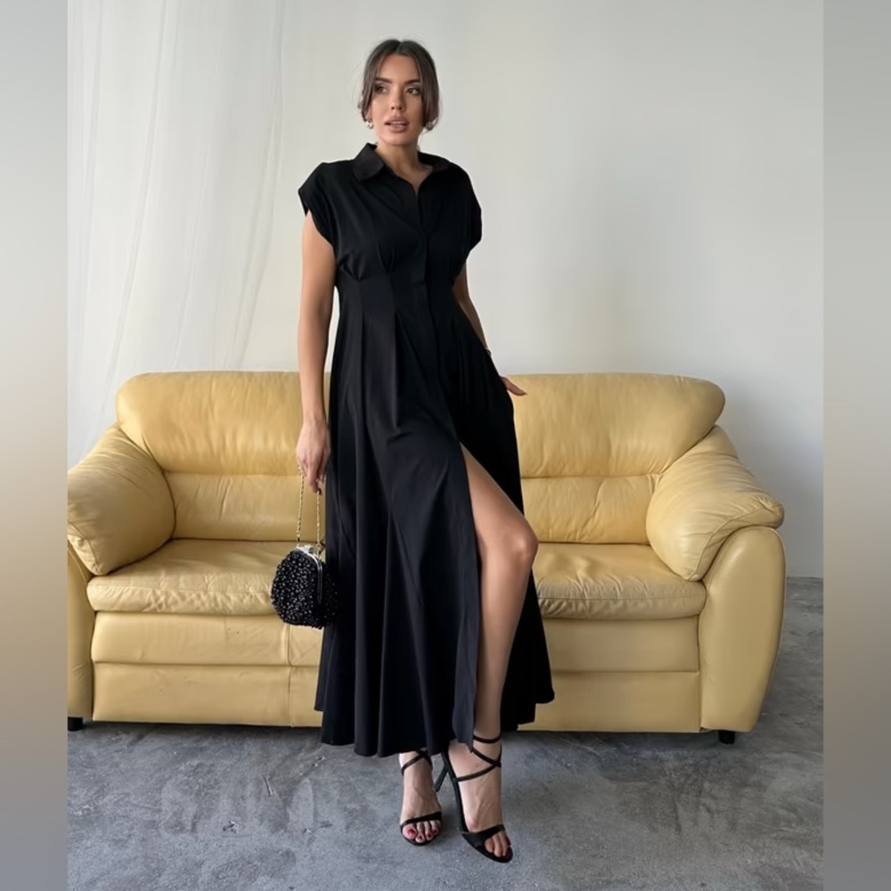 Elegant Black Maxi Dress - Picture 3 of 4